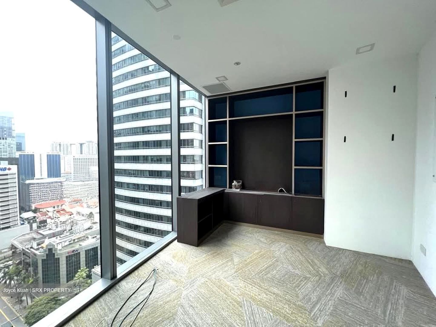 PLUS (D1), Office #564599881